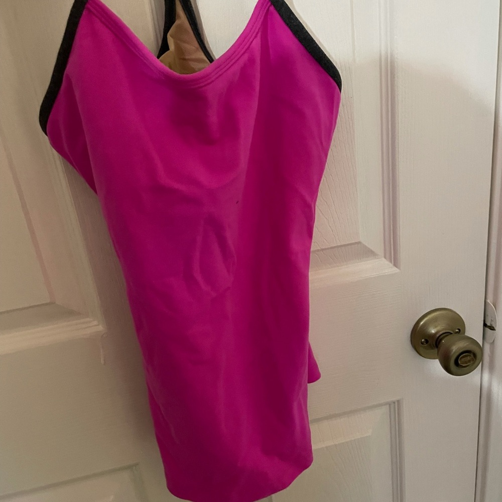 Lululemon top